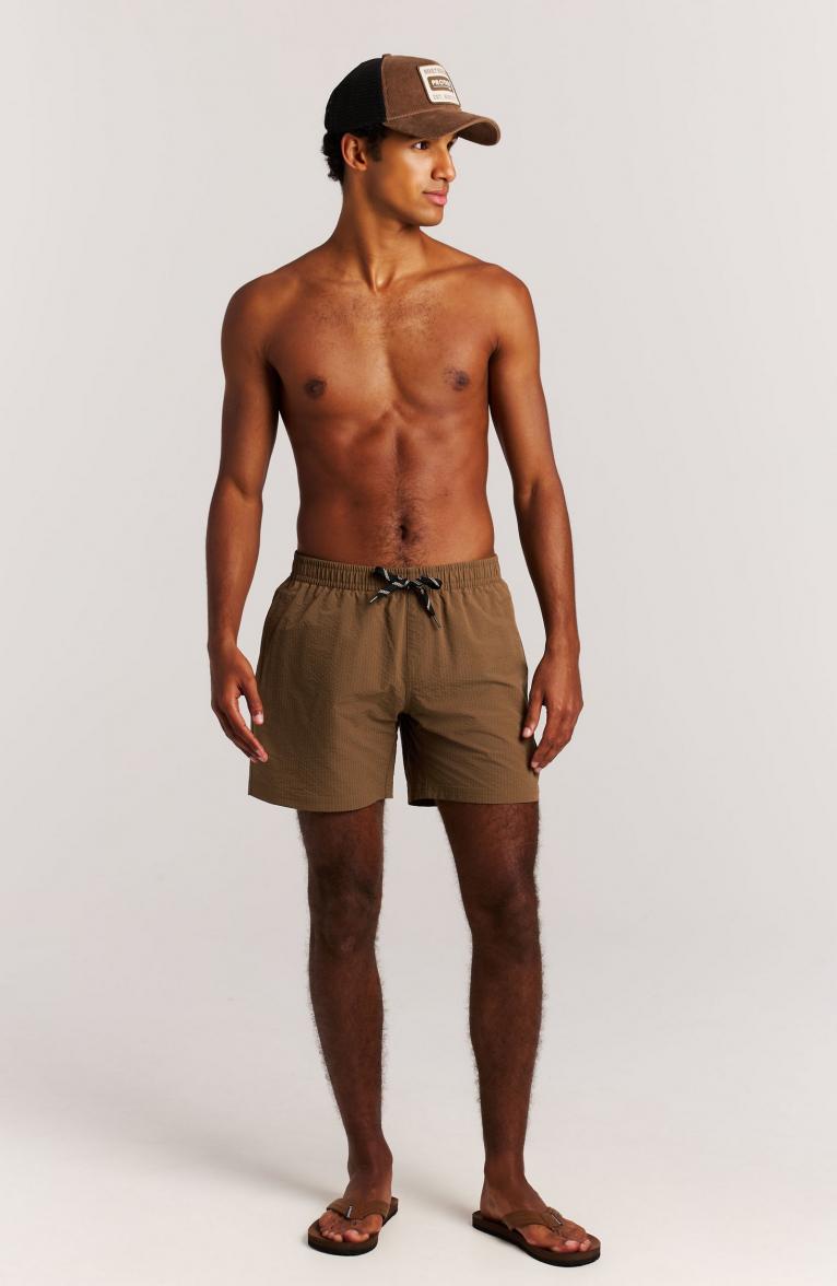 model-Yonis.-3957